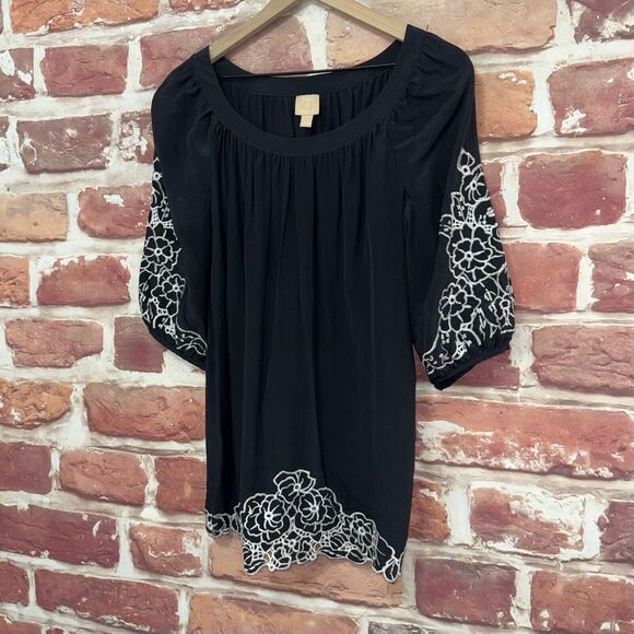 Fiori di Zucca Top Women's Size 4 Dark Gray White Silk Boho Floral Popover Shirt - Picture 3 of 8